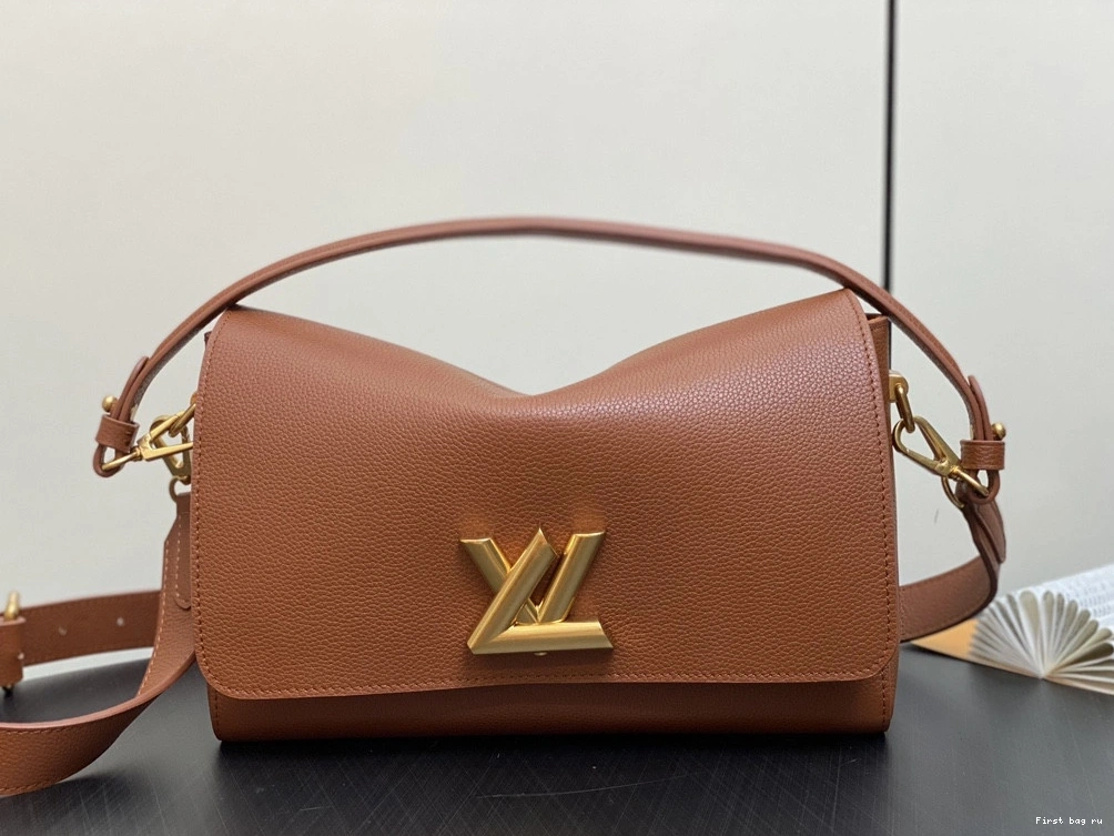 First bag ru VUITTON Soft Twist-27*19*9CM LOUIS 0711